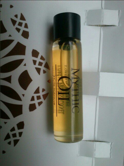 Qizil sharob / kosmetik vositalar uchun shisha idishni etiketlash mashinasi 60 - 500 dona / min. O'z-o'zidan yopishqoq