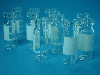 Sirop o'z-o'zidan yopishtiruvchi yumaloq shisha stikerni yorliqlash mashinasi 2000 X 1100 X 1300 mm