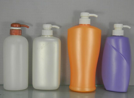 Qizil sharobni PLC nazorati uchun bir nechta maqsadli tayoqli dumaloq shishani etiketlash mashinasi