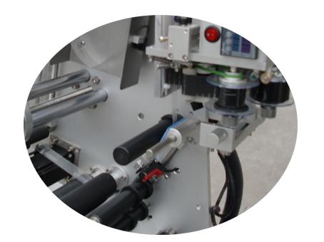 10ml kichik shisha etiketka mashinasi Sertifikat bilan ikki qavatli yorliqli stiker