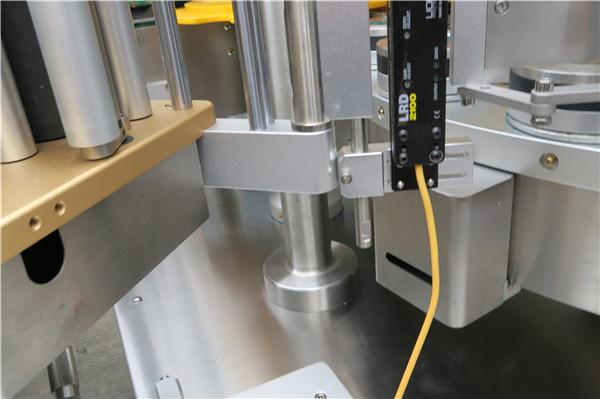 To'ldirish moslamasi parametrlari kamariga ega yuqori tezlikda aylanadigan stiker yorlig'i mashinasi