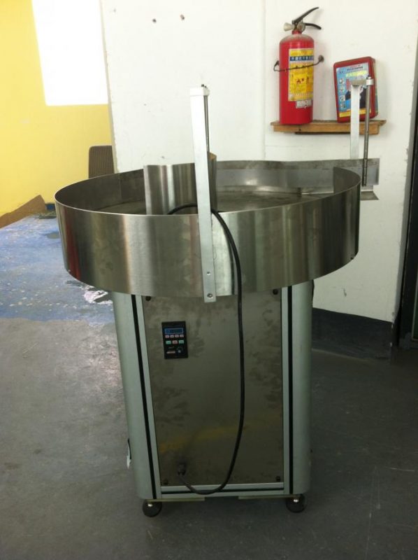 To'liq avtomatik yopishqoq yorliqli aplikator uskunasi Ikki tomonli