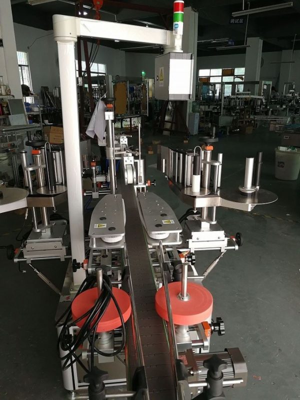 Shampun Oval va tekis shishalar uchun avtomatik ikki tomonlama stiker yorlig'i mashinasi